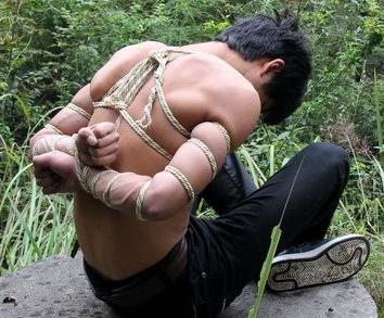 MetalbondNYC_TIED_06