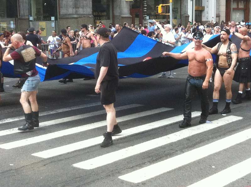 01_MetalbondNYC_GayPride2014_leather