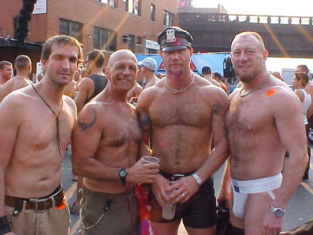 MetalbondNYC_gay_male_bondage_NYC_07
