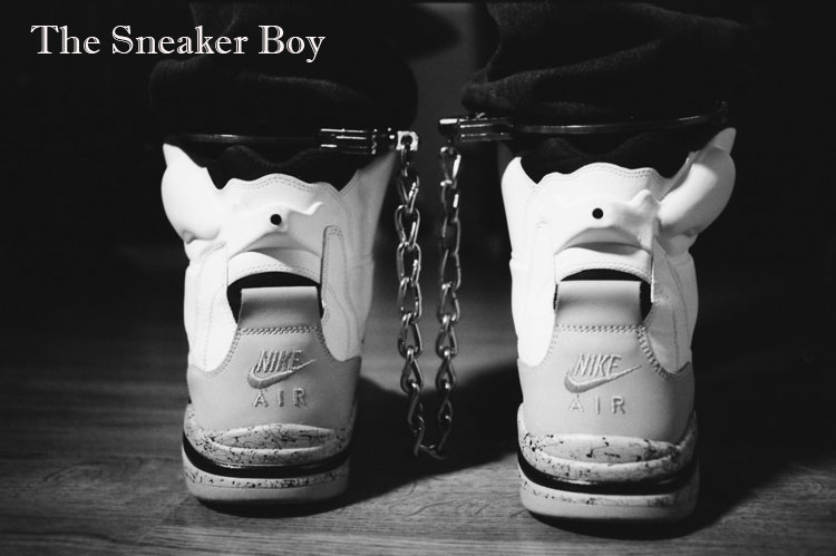 MetalbondNYC_gay_male_bondage_Sneaker_Boy_02