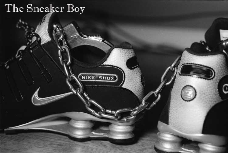 MetalbondNYC_gay_male_bondage_Sneaker_Boy_02