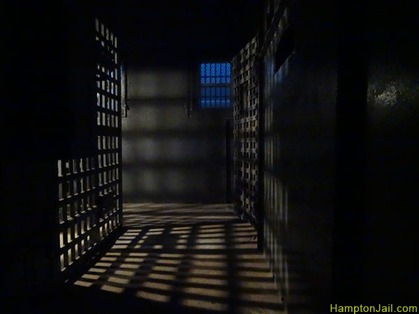 hampton_jail_metalbond_10